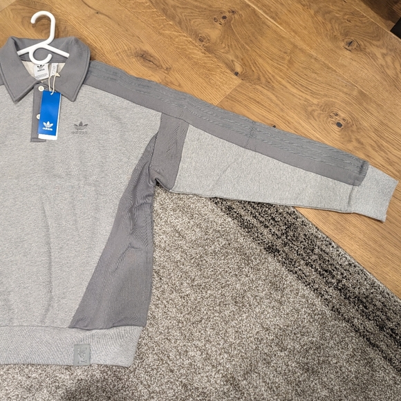 Adidas Original TOC Crew Sweater - size M - Picture 2 of 4